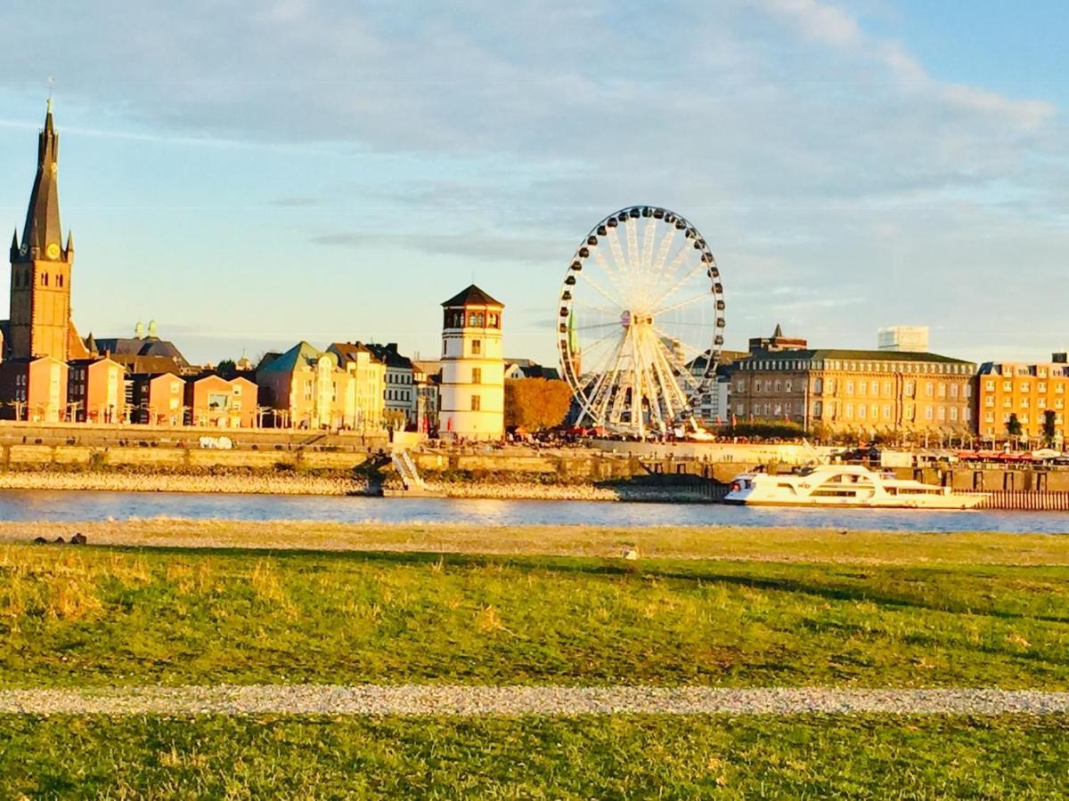 Apartment 120 Qm -3 Schlafzimmer-2 Bäder- Für 7 Gäste Düsseldorf